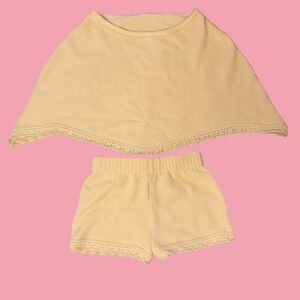 Cider Pastel Yellow Knit Two-Piece Set Cloak Top and Shorts